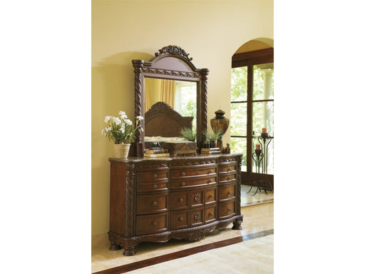 North Shore Queen Panel Bed With Dresser And Nightstand #B553