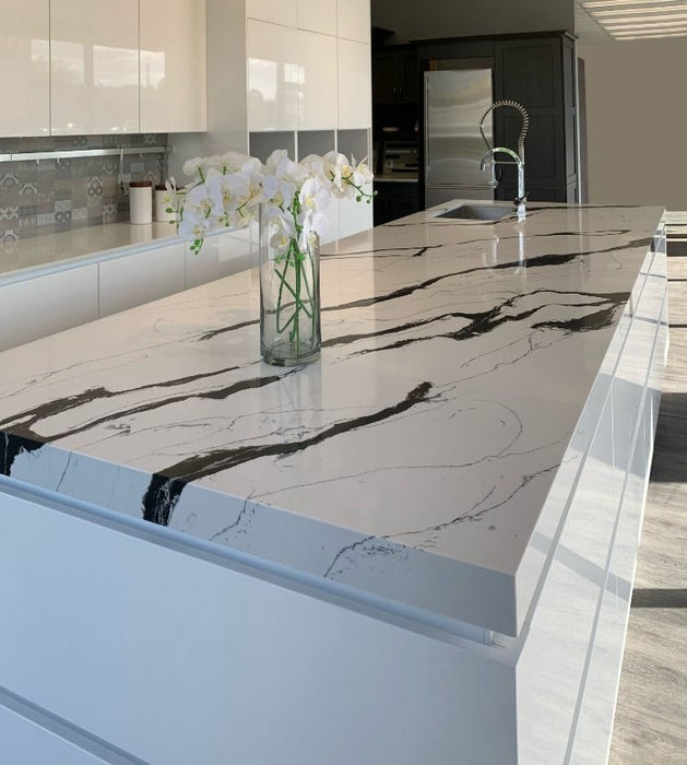 QUARTZ: CALACATA BLK 36"X127"